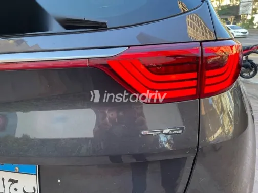 كيا سبورتاج 2017 رمادي مستعملة للبيع - 7