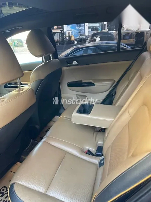 كيا سبورتاج 2017 رمادي مستعملة للبيع - 10