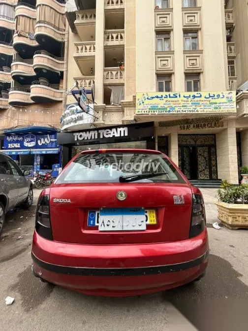 Skoda Fabia 2002 Red Used for Sale - 2
