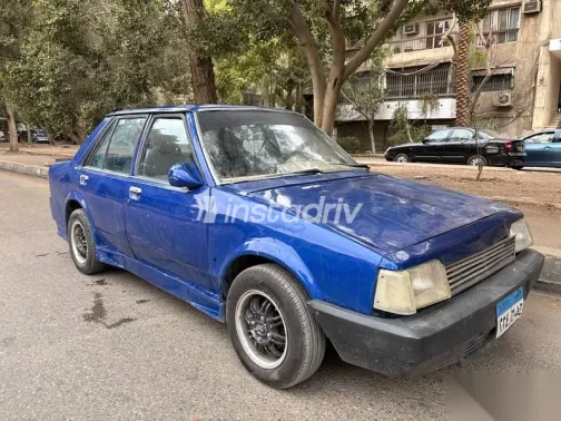 مازدا 323 1981 أزرق غامق مستعملة للبيع - 5