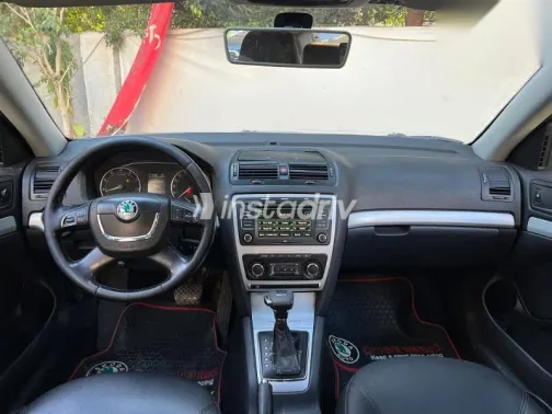 سكودا فانتازيا 2010 أزرق غامق مستعملة للبيع - 6