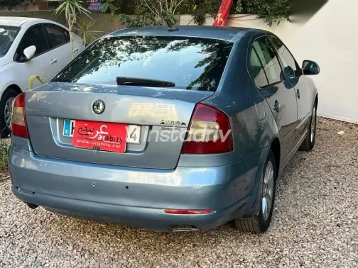 سكودا فانتازيا 2010 أزرق غامق مستعملة للبيع - 8