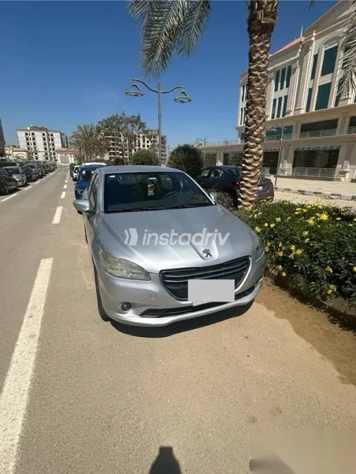 Peugeot 301 2014 Gray Used for Sale - 1