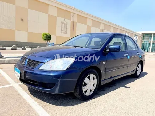 ميتسوبيشي لانسر 2007 أزرق غامق مستعملة للبيع - 3