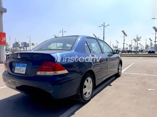 ميتسوبيشي لانسر 2007 أزرق غامق مستعملة للبيع - 4