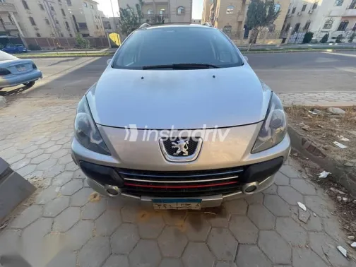 Peugeot 307 2007 Silver Used for Sale - 3