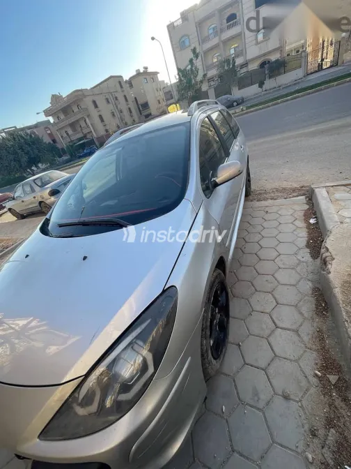 Peugeot 307 2007 Silver Used for Sale - 4