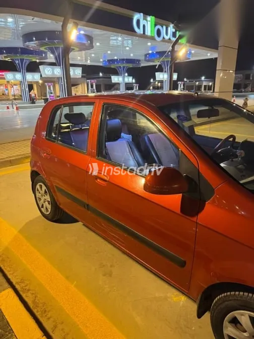 Hyundai Getz 2010 Red Used for Sale - 4