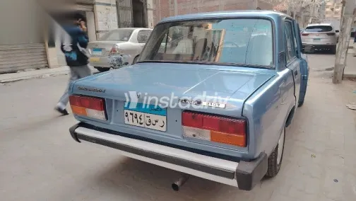 لادا 2107 2010 أزرق غامق مستعملة للبيع - 4