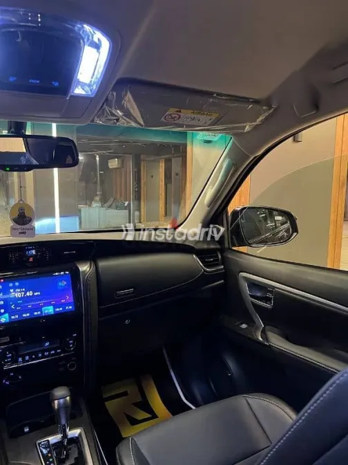 تويوتا فورتشنر 2026 أسود جديدة للبيع - 10