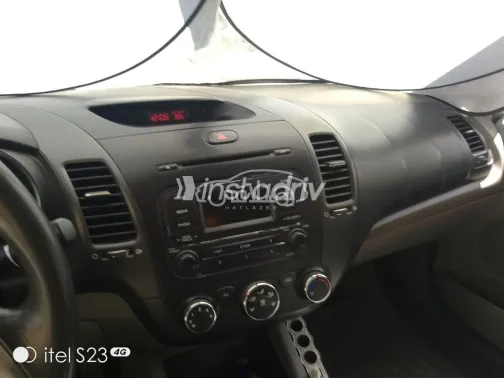 كيا سيراتو 2016 رمادي مستعملة للبيع - 4