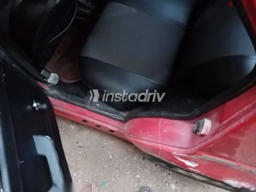 فيات 127 1985 أحمر مستعملة للبيع - 4