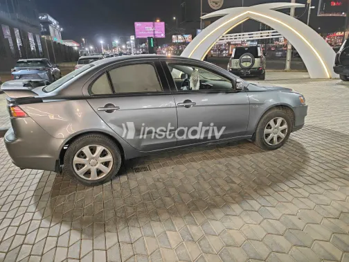 ميتسوبيشي لانسر اى اكس شارك 2016 أبيض مستعملة للبيع - 2