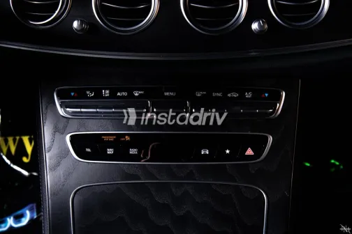 Mercedes E 200 2022 White Used for Sale - 2