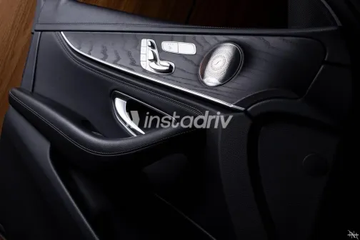 Mercedes E 200 2022 White Used for Sale - 10