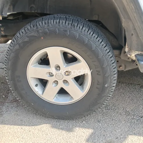 جيب رانجلر 2015 أبيض مستعملة للبيع - 1