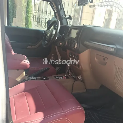 جيب رانجلر 2015 أبيض مستعملة للبيع - 2