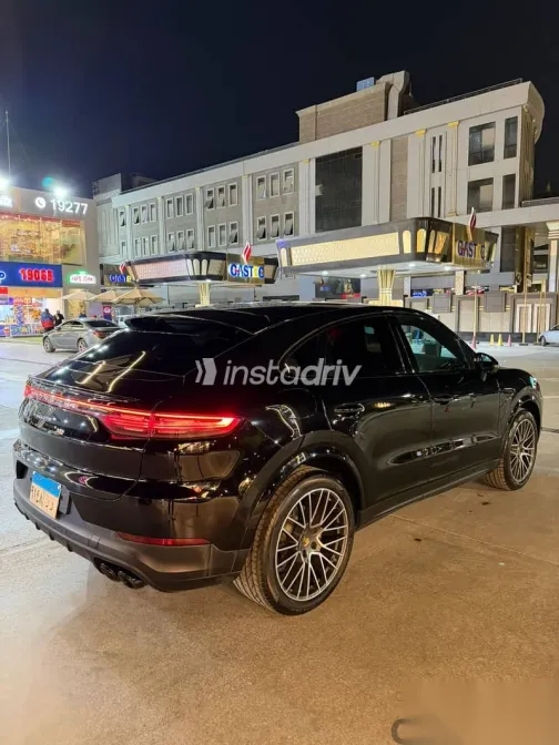 Porsche Cayenne 2020 Black Used for Sale - 2
