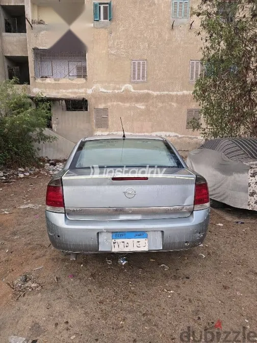 اوبل فيكترا 2008 فضي مستعملة للبيع - 1