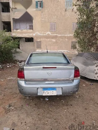 اوبل فيكترا 2008 فضي مستعملة للبيع