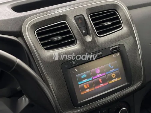 رينو سانديرو 2017 أزرق غامق مستعملة للبيع - 9