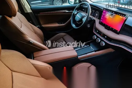 سكودا سوبيرب 2025 أخضر جديدة للبيع - 8