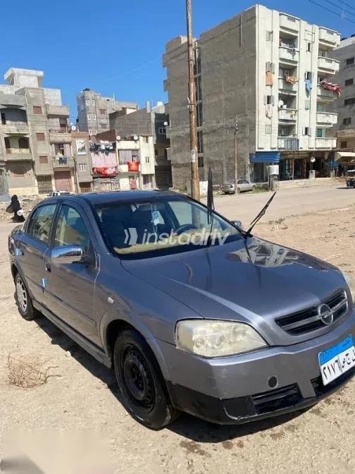 اوبل أسترا 2006 فضي مستعملة للبيع - 6