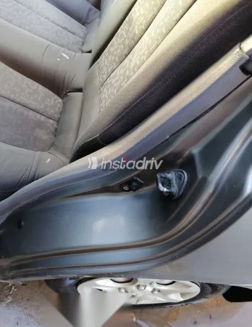 هيونداي فيرنا 2009 فضي مستعملة للبيع - 5