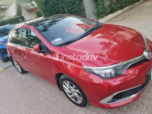 تويوتا اوريس 2016 أحمر مستعملة للبيع - 4