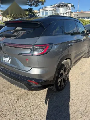 رينو اوسترال 2025 رمادي مستعملة للبيع