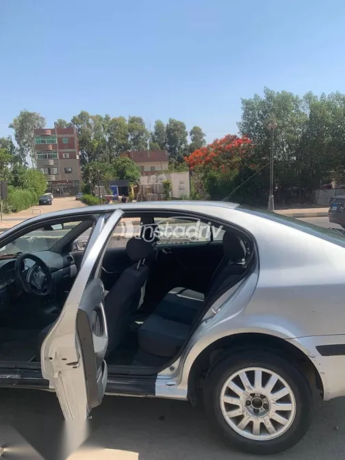 سكودا اوكتافيا 2003 فضي مستعملة للبيع - 3