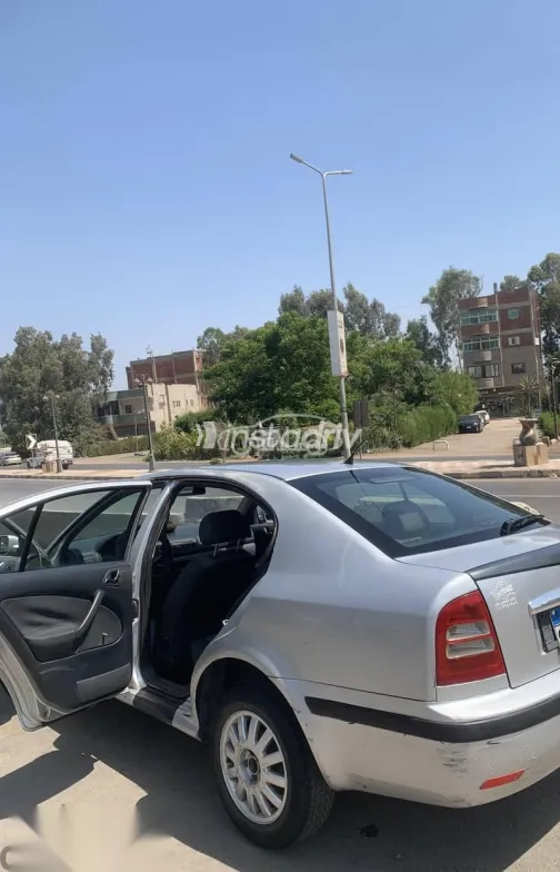 سكودا اوكتافيا 2003 فضي مستعملة للبيع - 4