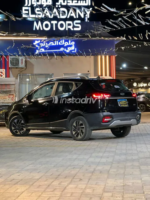 جاك JS3 2022 أبيض مستعملة للبيع - 6