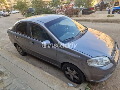 Chevrolet Aveo 2015 White Used for Sale - 5
