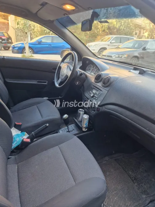 Chevrolet Aveo 2015 White Used for Sale - 10