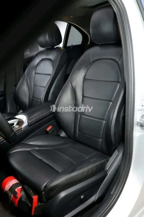 Mercedes C 180 2019 Gray Used for Sale - 3