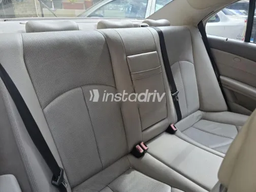 Mercedes E 240 2003 Gold Used for Sale - 4