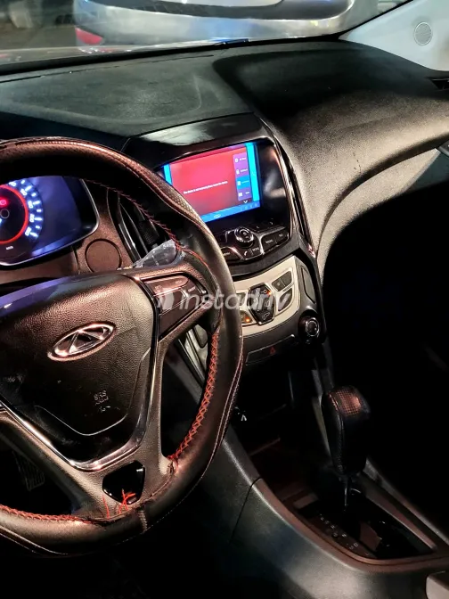 شيرى اريزو 5 2023 أبيض مستعملة للبيع - 3