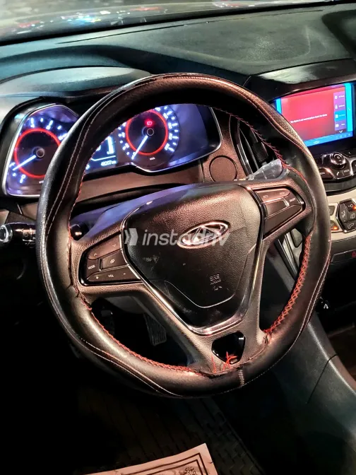 شيرى اريزو 5 2023 أبيض مستعملة للبيع - 6