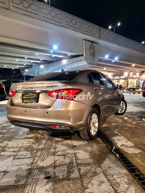 شيرى اريزو 5 2023 أبيض مستعملة للبيع - 10