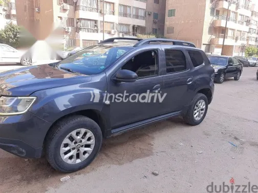 رينو داستر 2022 رمادي مستعملة للبيع - 2