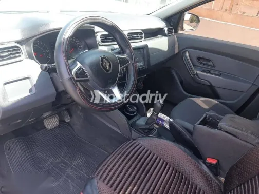 رينو داستر 2022 رمادي مستعملة للبيع - 5