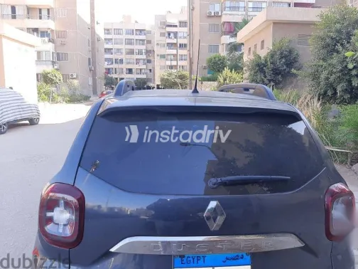 رينو داستر 2022 رمادي مستعملة للبيع - 6