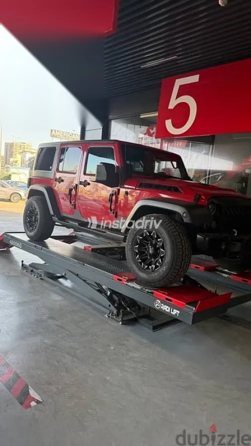 جيب رانجلر 2012 أحمر مستعملة للبيع - 2