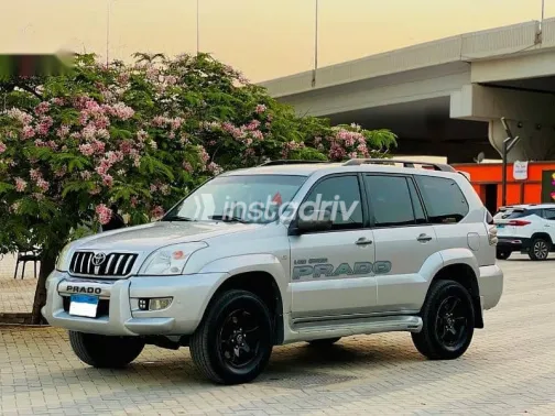 تويوتا برادو 2007 فضي مستعملة للبيع - 2
