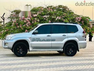 تويوتا برادو 2007 فضي مستعملة للبيع