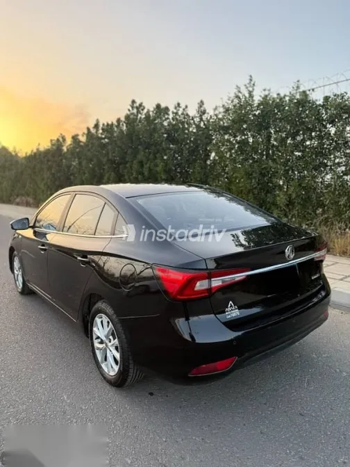 MG 5 2022 Black Used for Sale - 3