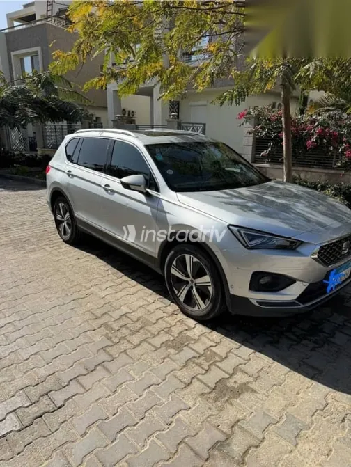 سيات تاراكو 2022 فضي مستعملة للبيع - 3