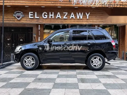 شيرى تيجو 2011 أسود مستعملة للبيع - 4