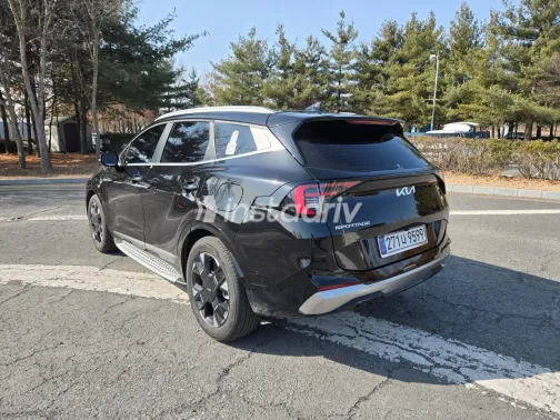 Kia Sportage 2025 White Used for Sale - 2